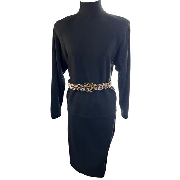 St. John Black Knit 2-Piece Set  Sweater + Skirt‎ Women’s 8 Classic - Picture 4 of 15